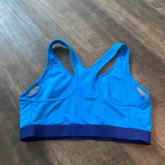 Nike bra - Picture 2 of 2